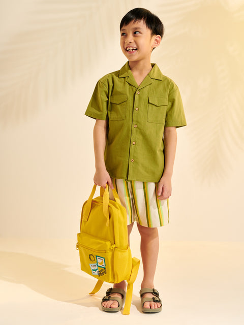 Sinsay Boy's Olive Green Linen Short Sleeve Shirt | Sinsay In Lebanon