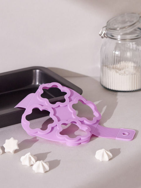 Sinsay Purple Flower Shape Baking Mould | Sinsay In Lebanon