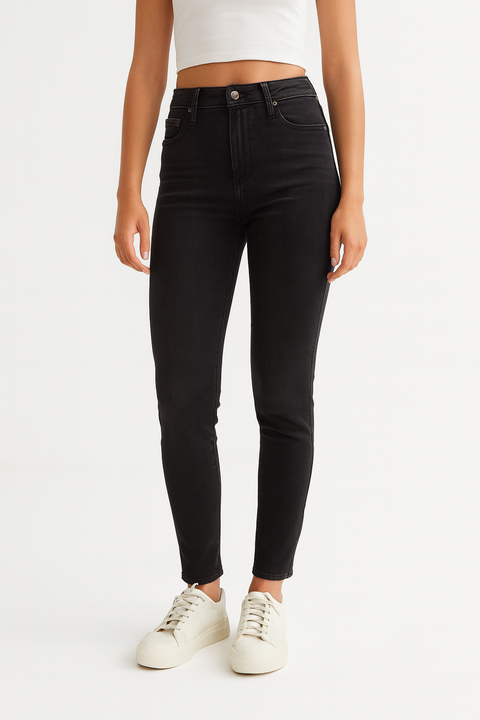Forever 21 Women's Washed Black Mom High Rise Tapered Leg Jeans | Forever 21 In Lebanon
