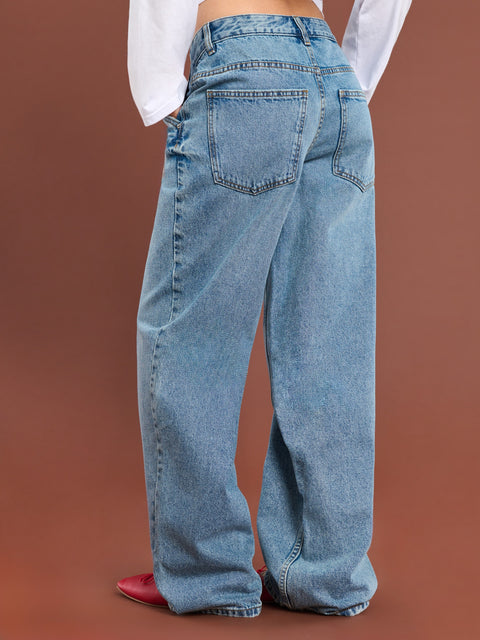 Sinsay Women's Light Blue Baggy Fit  Jeans | Sinsay in Lebanon