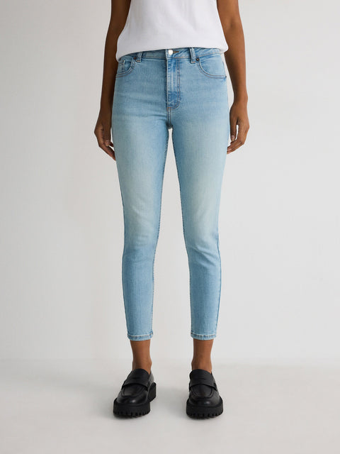 Reserved Women's Light Blue Slim Fit Mid Rise Sculpt Jeans | Reserved In Lebanon