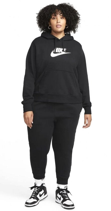 Nike Women's Black Plus Size Club Fleece Sweatpants | Nike in Lebanon