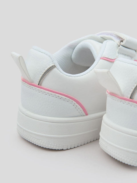Sinsay Girl's White Velcro Closure Gym Sneakers | Sinsay in Lebanon