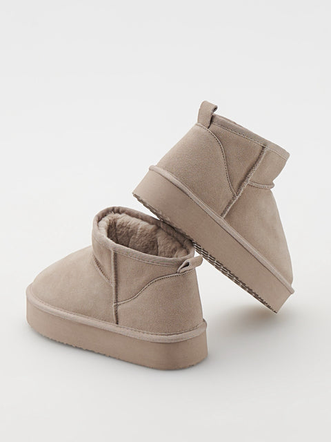 Reserved Women's Beige Platform Leather Snow Boots | Reserved In Lebanon