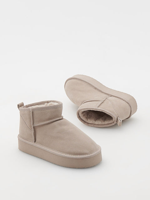 Reserved Women's Beige Platform Leather Snow Boots | Reserved In Lebanon