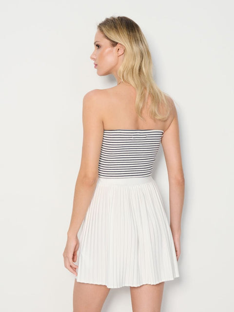 Sinsay Women's Off White Pleated Mini Skirt | Sinsay In Lebanon