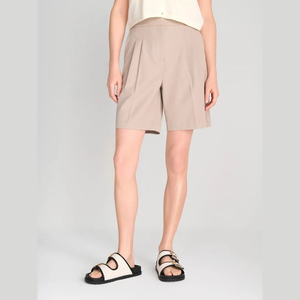 Sinsay Women's Beige High Waisted Tailored Short
