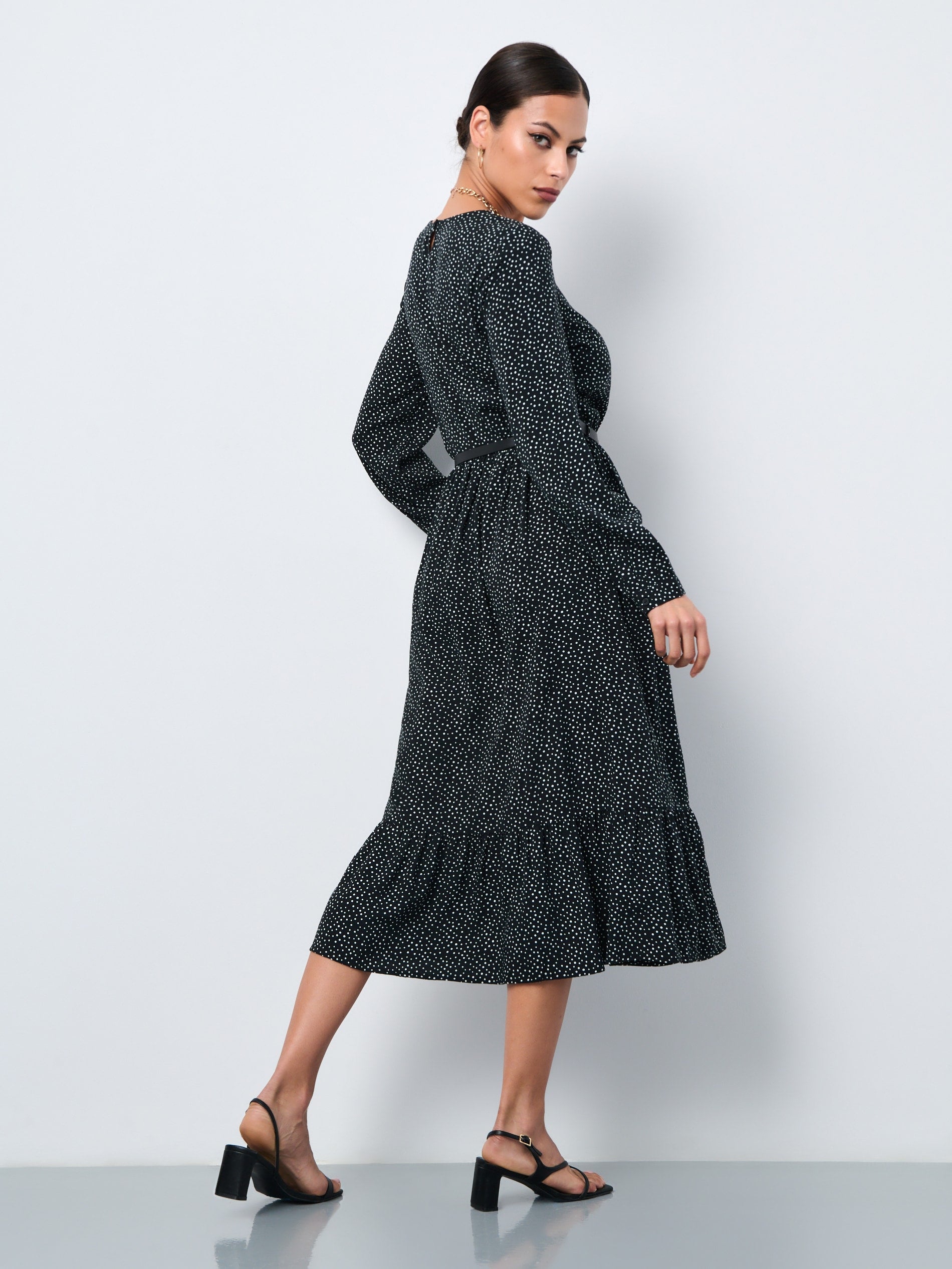 Sinsay Women's Black & White Dotted Midi Dress | Sinsay In Lebanon