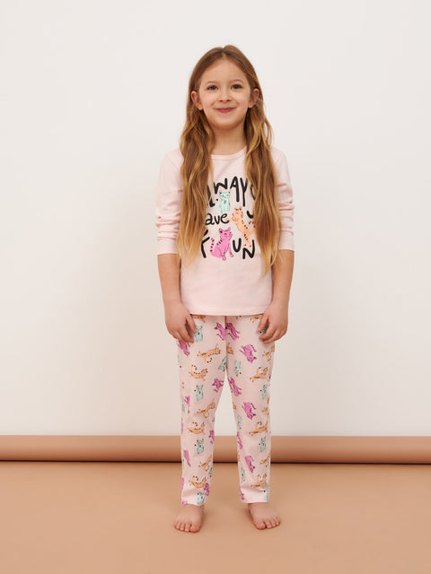 Sinsay Girl's Pastel Pink Pajama Set With Print | Sinsay In Lebanon