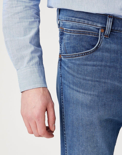 Wrangler Men's Bright Stroke Greensboro Regular Straight Jeans | Wrangler In Lebanon