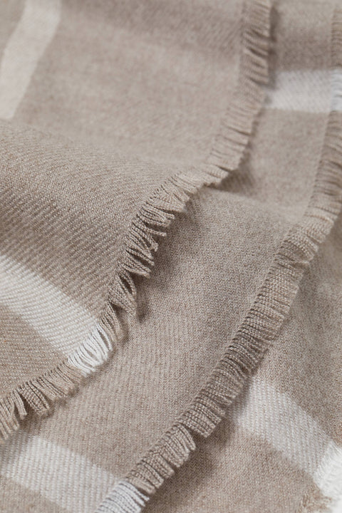 H&M Women's Tan Checkered Knitted Scarf | H&M In Lebanon