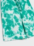 Sinsay Boy's Green/White Tie dye Shorts | Sinsay in Lebanon