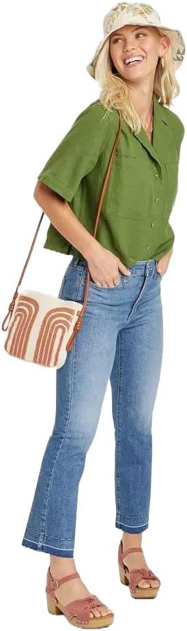 Universal Thread Women's Blue High-Rise Ankle Bootcut Pants |Universal Thread In Lebanon