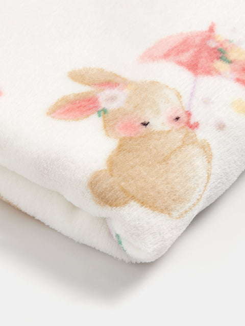 Sinsay White 130x160 Rabbit Printed With Winter Motif Blanket | Sinsay In Lebanon