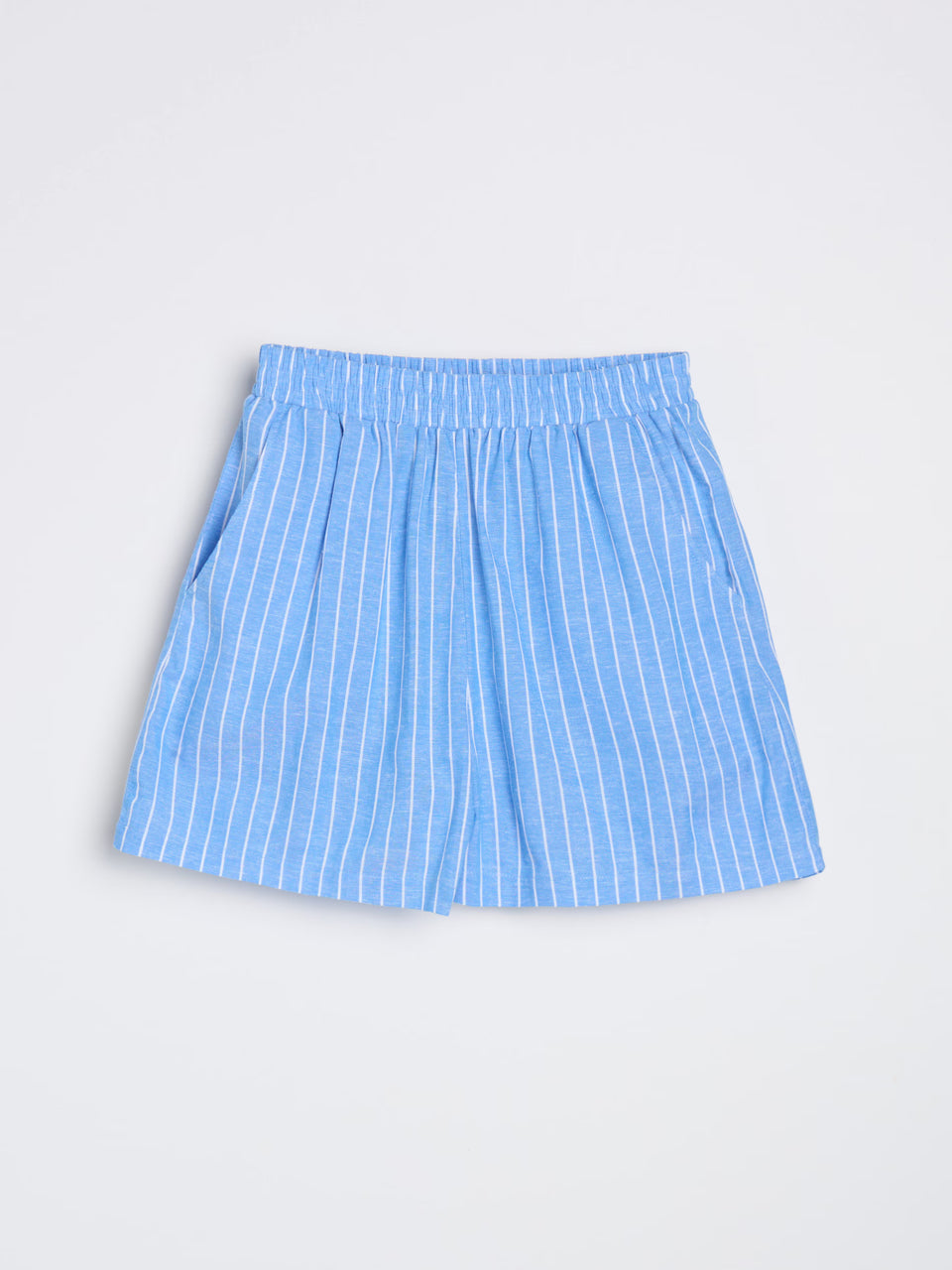 Sinsay Women's Blue & White Linen Blend Shorts | Sinsay In Lebanon