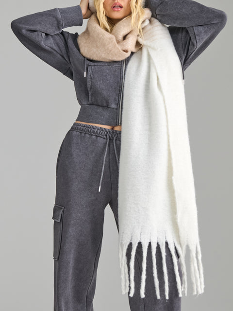 Sinsay Women's Light beige Scarf | Sinsay in Lebanon