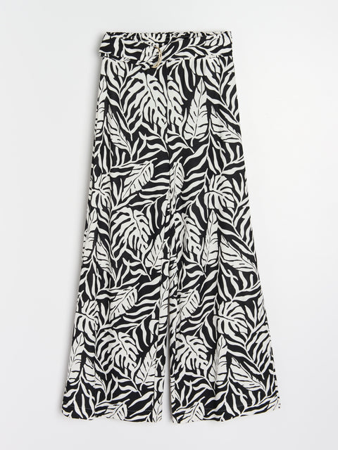 Sinsay Women's Black/White Wide leg with a floral pattern Pants  | Sinsay in Lebanon