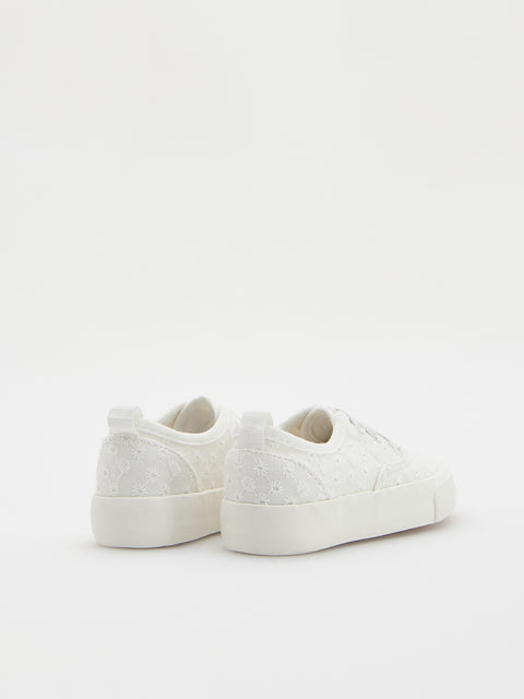Reserved Girl's White Cotton Slip-on Sneakers | Reserved In Lebanon