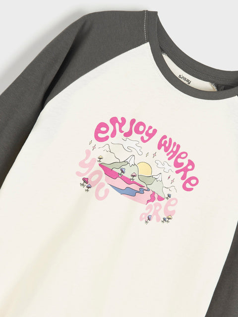 Sinsay Girl's Off White Blouse With A Print | Sinsay In Lebanon