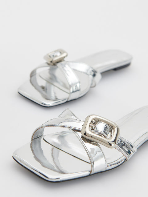 Reserved Women's Silver Metallic Flip-flops | Reserved In Lebanon