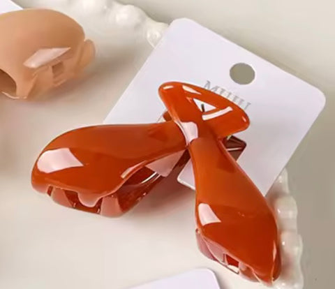 Muju Butterfly bright Hair clip claw |Muju In Lebanon