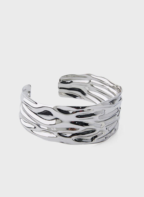 ELLA Women's Silver Molten Cuff Bangle | ELLA In Lebanon