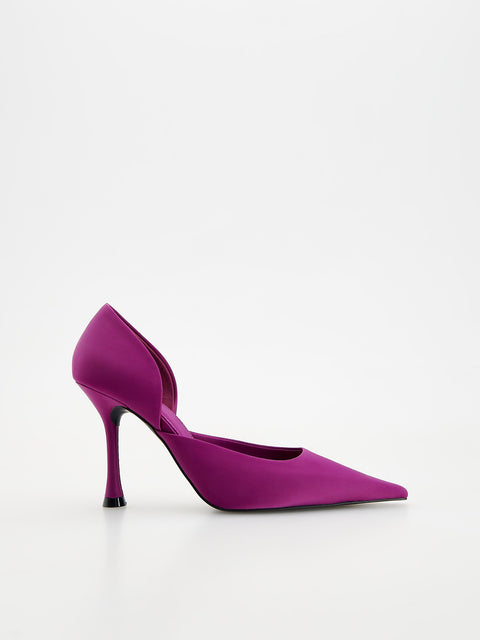Purple high-heeled shoe on a white background