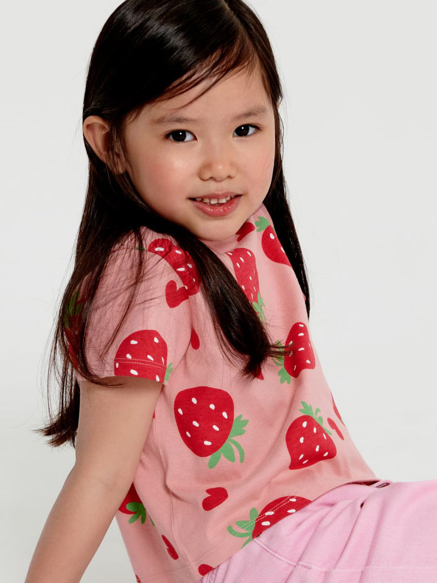 Sinsay Girl's Pink Strawberry Printer T-Shirt | Sinsay In Lebanon
