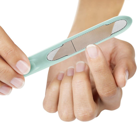 MIWIAM Mint Green Smooth & Precisely Cared For Nails | MIWIAM in Lebanon