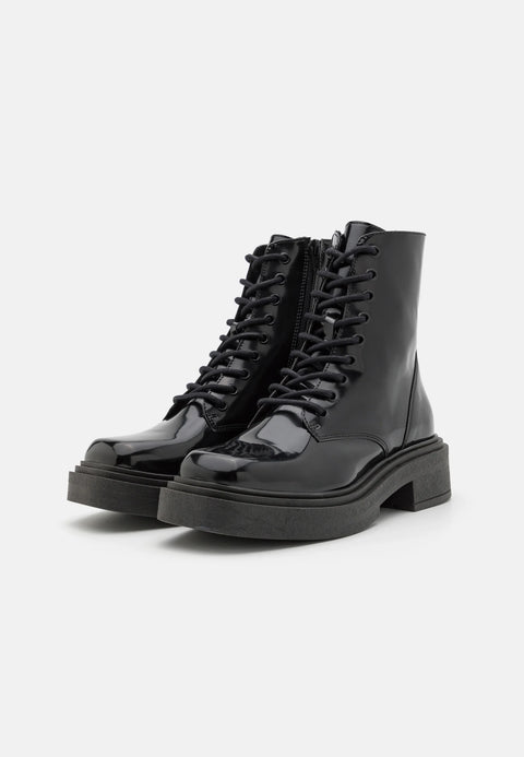Steve Madden Women's Black Chiney Platform Ankle Boots | Steve Madden In Lebanon