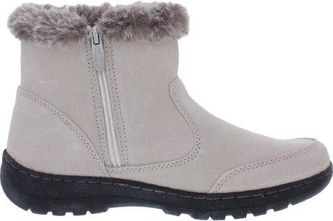 Beige winter boot with fur lining on a white background