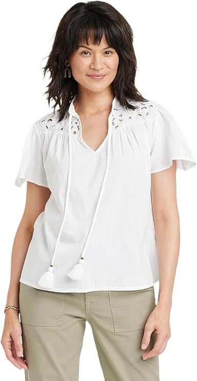 Knox Rose Women's White Short Sleeve V-Neck Woven Eyelet Top |Knox Rose In Lebanon