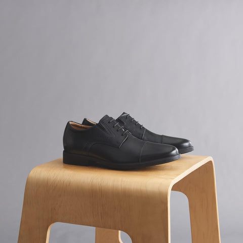 Clarks Collection Whiddon Cap casual shoes color black | Clarks Collection In Lebanon