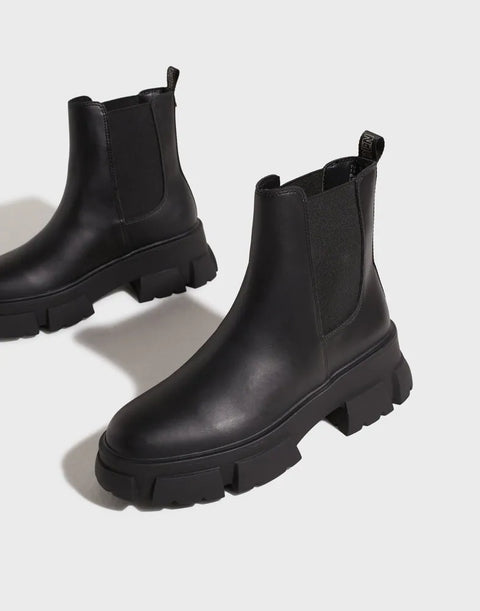 Steve Madden Women's Black Tunnel Boots | Steve Madden In Lebanon