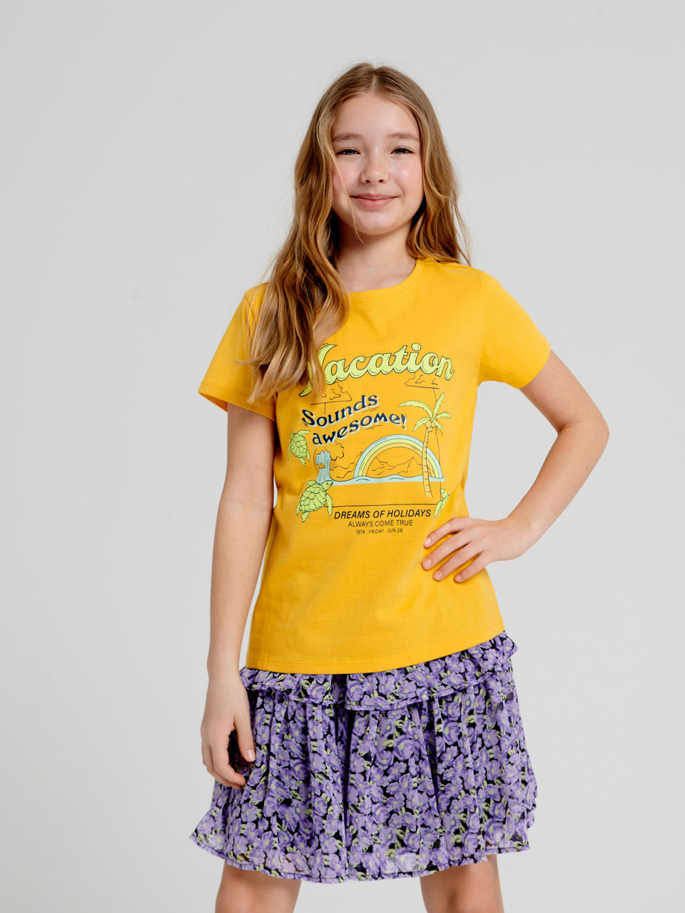 Sinsay Girl's Yellow Round Neck T-Shirt With A Print | Sinsay In Lebanon