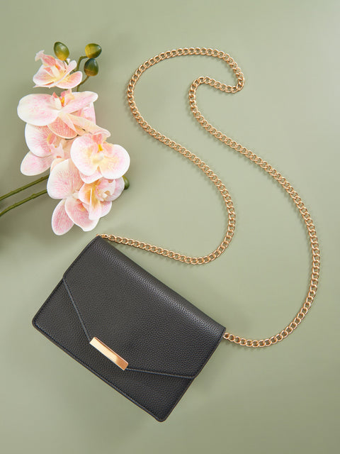 Sinsay Women's Black in a Leather Crossbody Bag  | Sinsay in Lebanon
