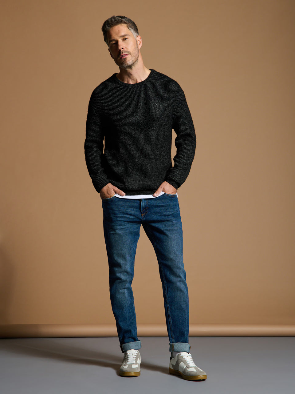 Sinsay Men's Black Marled Crew Neck Sweater | Sinsay in Lebanon