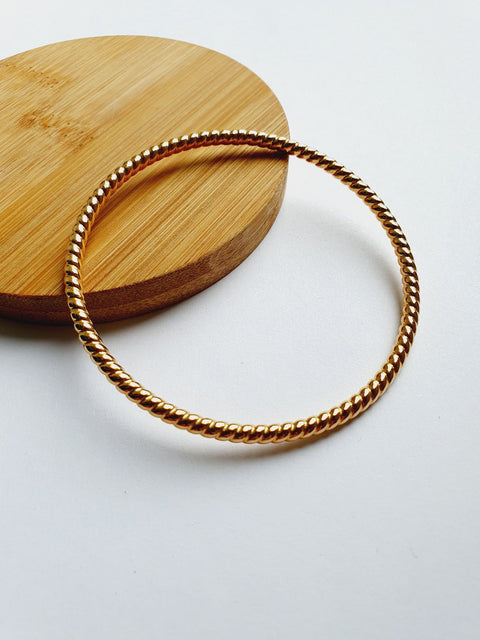Adornia Women's Gold Plated Round Twist Bang Bracelet   | Adornia In Lebanon