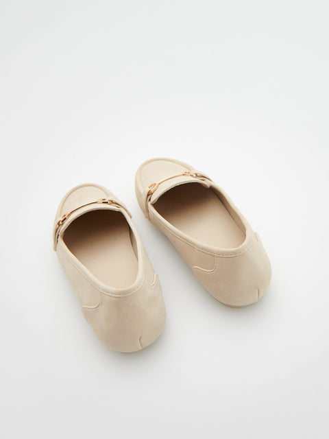 Reserved Women's Beige Ballerina With A Buckle | Reserved In Lebanon