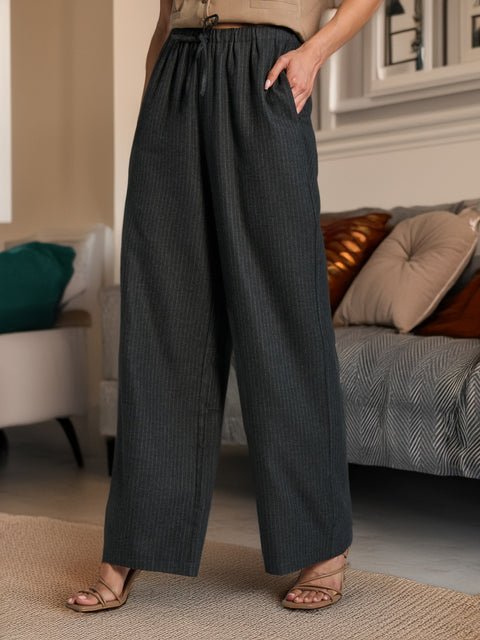 Sinsay Women's Grey Lines Wide Leg Pants| Sinsay in Lebanon
