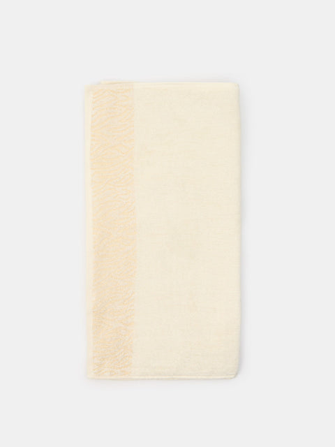 Sinsay Off White Face Towel 70 cm x 140 cm | Sinsay in Lebanon