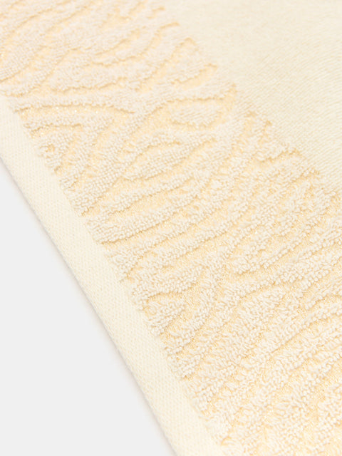 Sinsay Off White Face Towel 70 cm x 140 cm | Sinsay in Lebanon