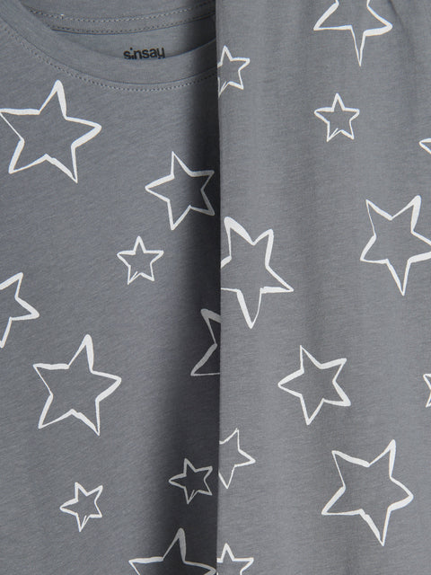 Gray t-shirt with white star patterns