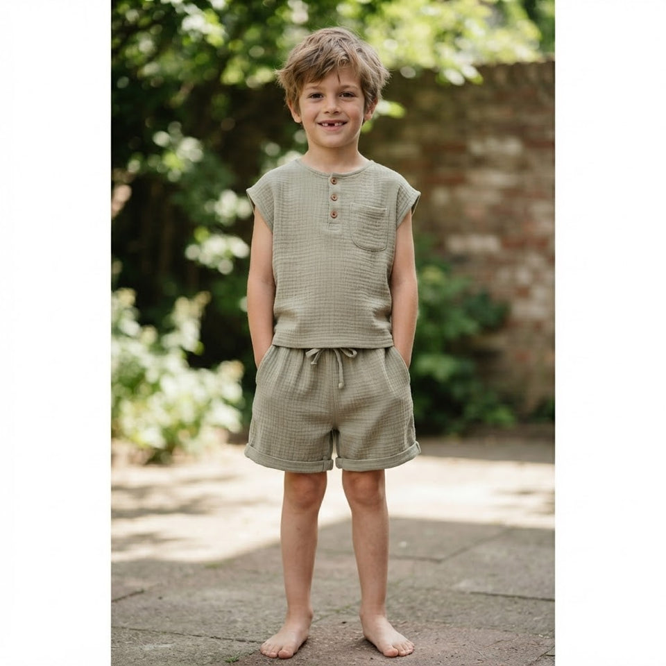 Sinsay Boy's Sage Green Short Set
