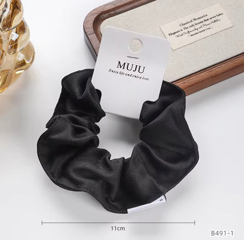 Muju 11cm korean style diagonal large  fabric scrunchies Hair Accessories | Muju In Lebanon l