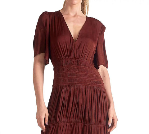 Elan Women’s Brick Short Sleeve V-Neck Smocked Waist Dress | Elan In Lebanon