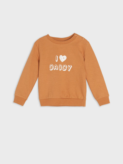 Children's brown sweatshirt with 'I ❤️ DADDY' text on a light gray background