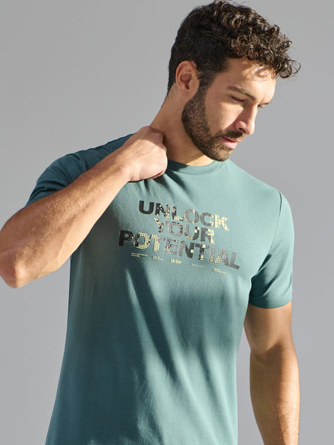 Sinsay Men's Dark Green Performance Short-Sleeved T-Shirt | Sinsay In Lebanon