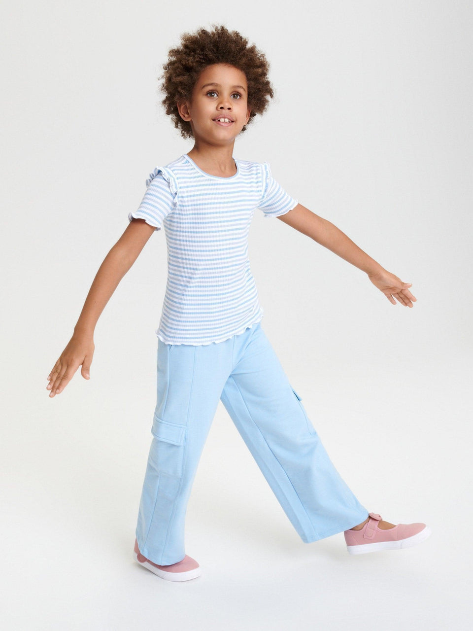 Sinsay Girl's Light Blue Cargo Pant | Sinsay In Lebanon