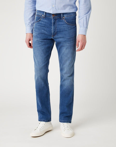 Wrangler Men's Bright Stroke Greensboro Regular Straight Jeans | Wrangler In Lebanon